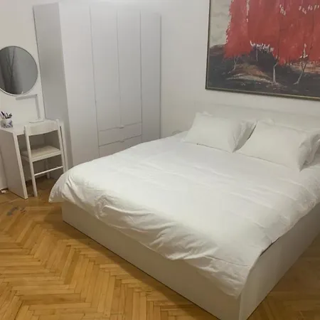 Alea2 Apartment